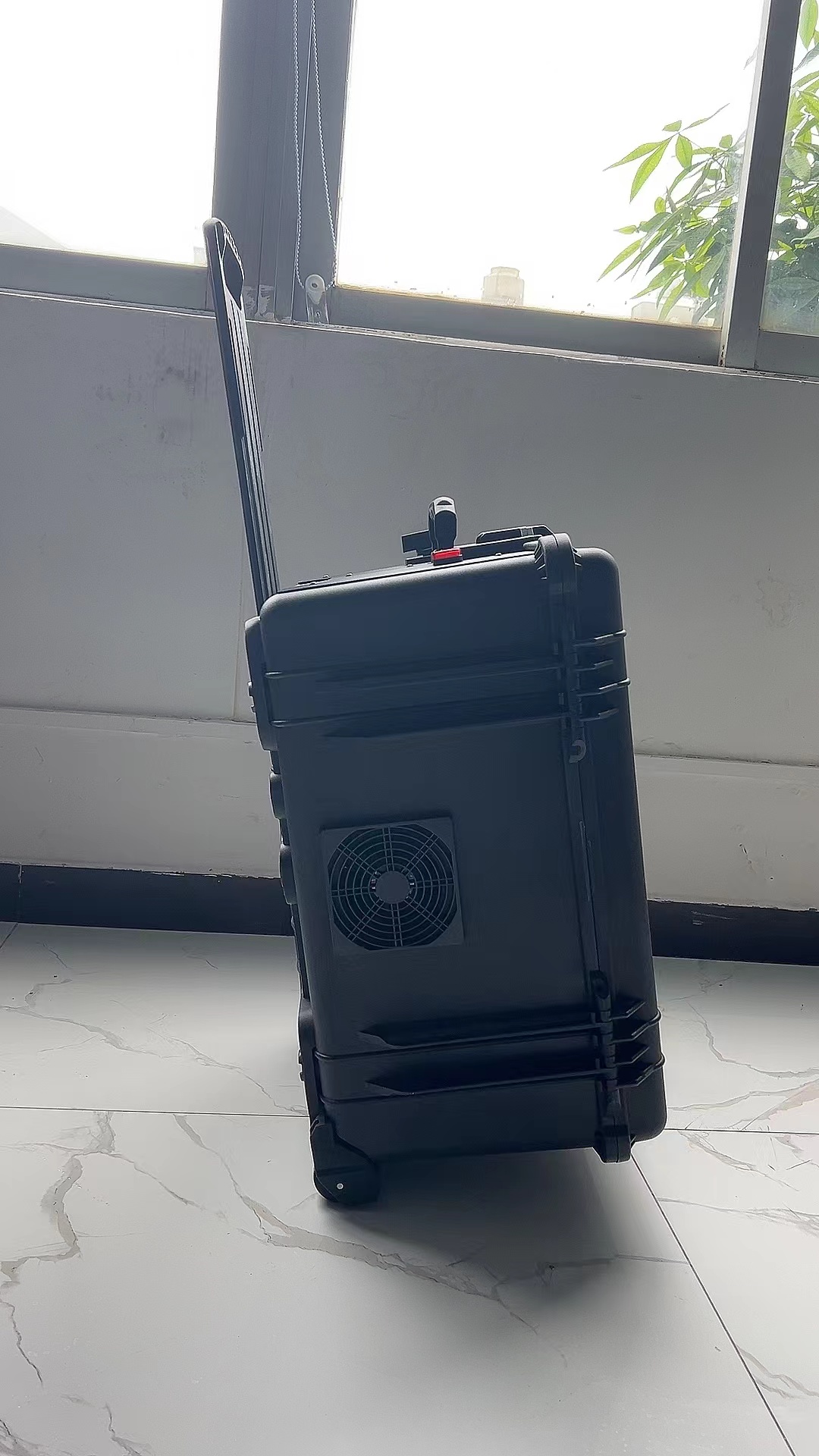 商洛手拉箱型移动通信干扰器